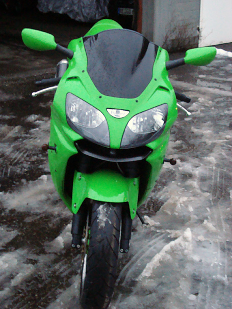Kawasaki - Typ ZX900E