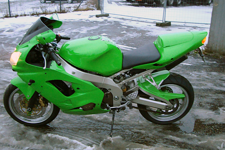 Kawasaki ZX9R zu versteigern