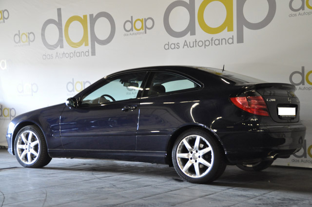 Heck des Mercedes Benz C200 zu ersteigern