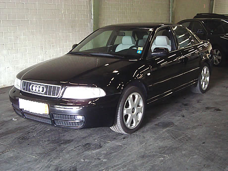Kfz-Versteigerung: Audi S4