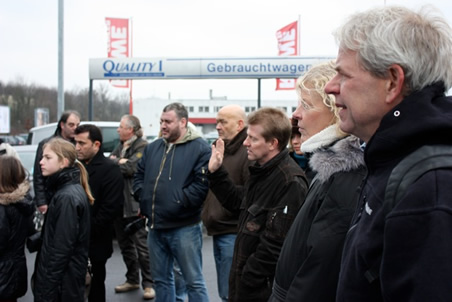 Bieter bei der Versteigerung