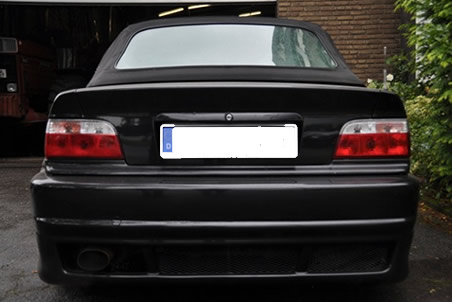 Heck des BMW 320i Cabrio