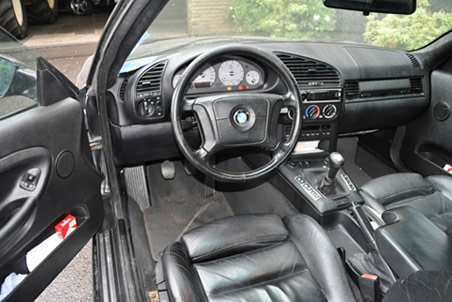 Innenraum BMW 320i Cabrio