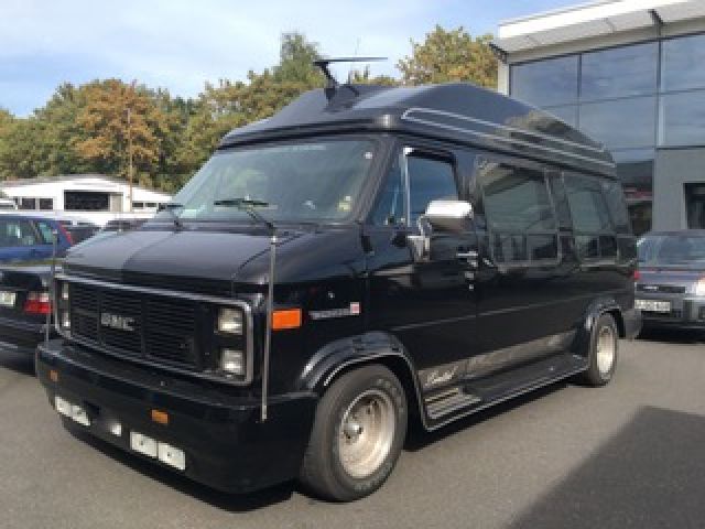 GMC Chevrolet Vandura 20