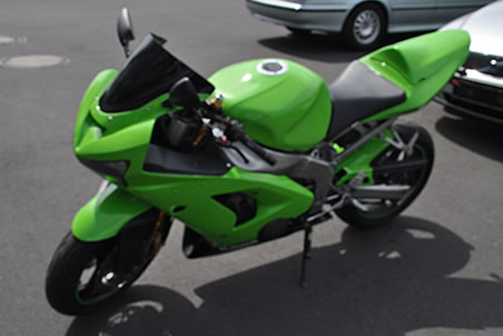 Grüne Kawasaki ZX 6R
