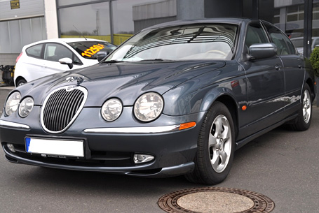 Jaguar S-Type 4.0 in der Kfz-Versteigerung