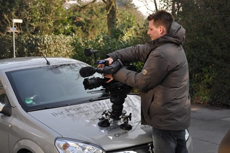 Montage der Kamera am Auto