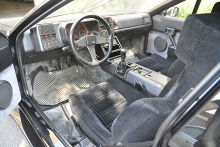 Innenraum des Alpine V6 Turbo