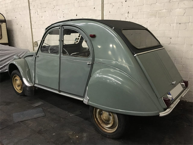 Seitenansicht Citroen 2CV