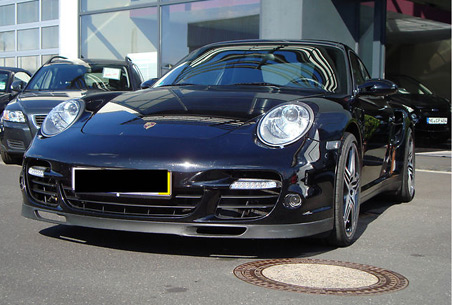 Schwarzer Porsche 997 Turbo